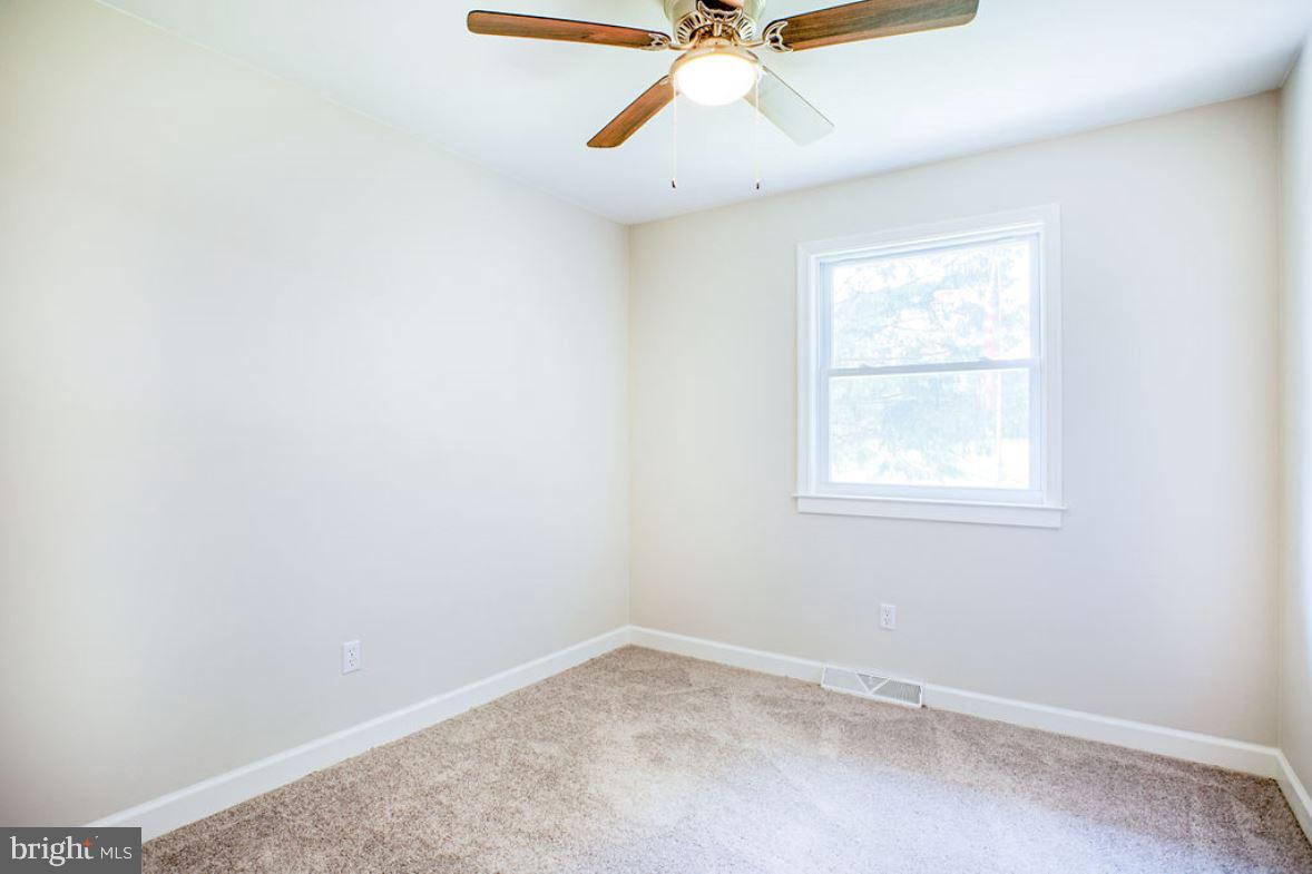 165 Chapel Road Hanover, PA 17331 - Photo 16 of 31