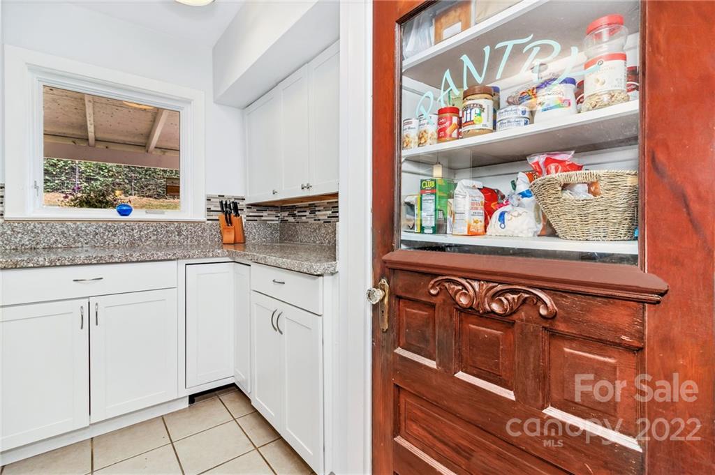 103 Surrey Road Waynesville, NC 28786 - Photo 24 of 48 Gallery Image 24