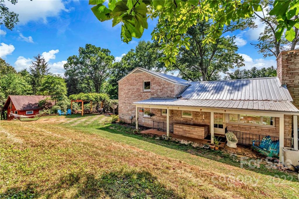 103 Surrey Road Waynesville, NC 28786 - Photo 41 of 48 Gallery Image 41