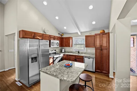 $389,500 | 1419 Marlwood Circle, Charlotte, NC 28227