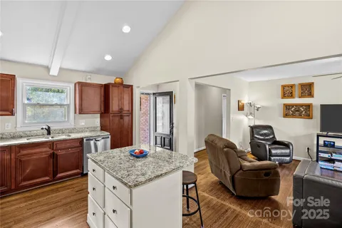 $389,500 | 1419 Marlwood Circle, Charlotte, NC 28227