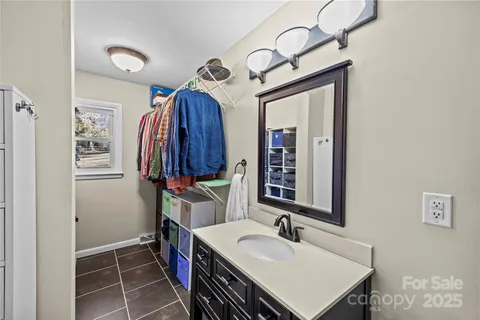 $389,500 | 1419 Marlwood Circle, Charlotte, NC 28227