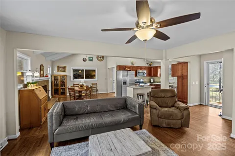 $389,500 | 1419 Marlwood Circle, Charlotte, NC 28227