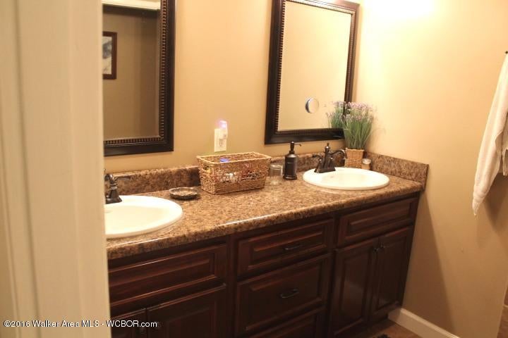 1203 Valley Road Jasper, AL 35501 - Photo 31 of 38 Gallery Image 31