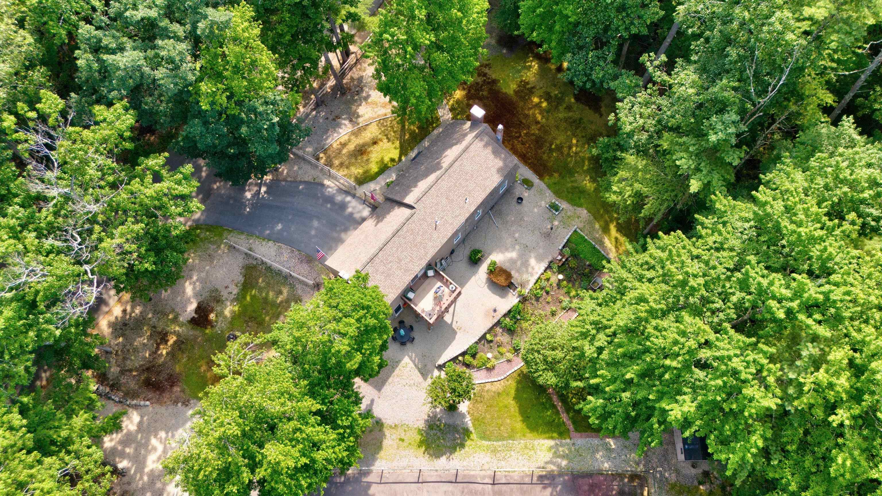 17 Boston Post Road Amherst, NH 03031 - Photo 30 of 40