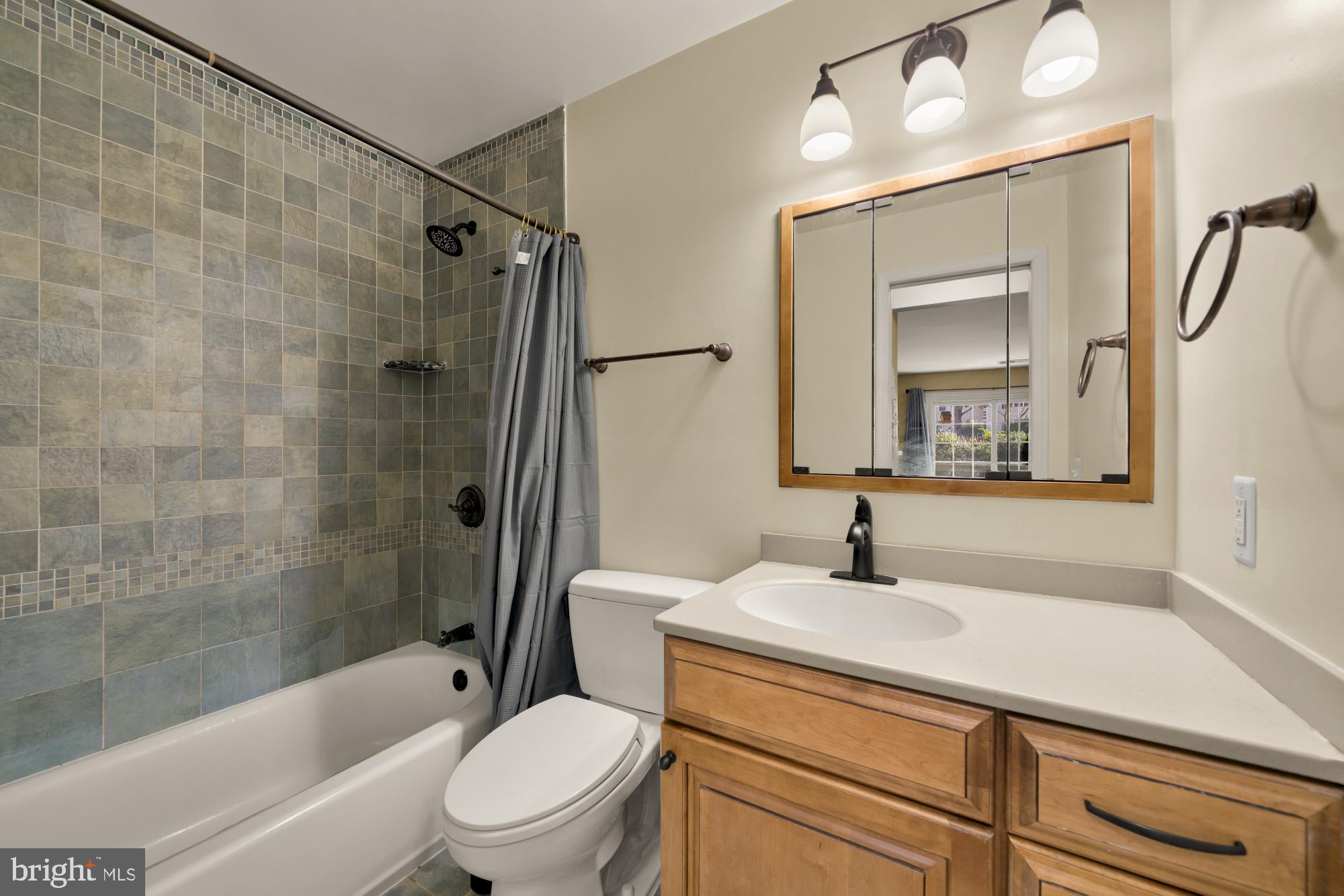 2225 Lovedale Lane, Unit 303E Reston, VA 20191 - Photo 26 of 33