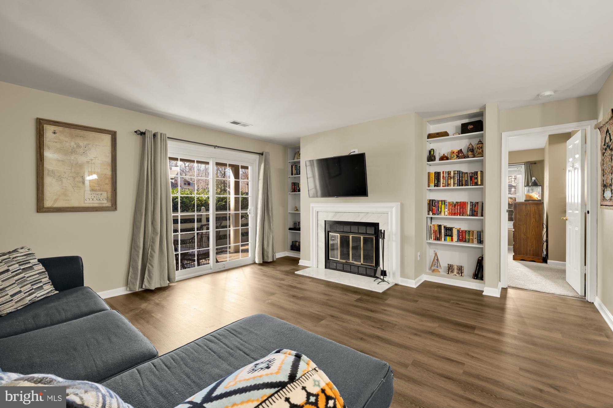 2225 Lovedale Lane, Unit 303E Reston, VA 20191 - Photo 4 of 33