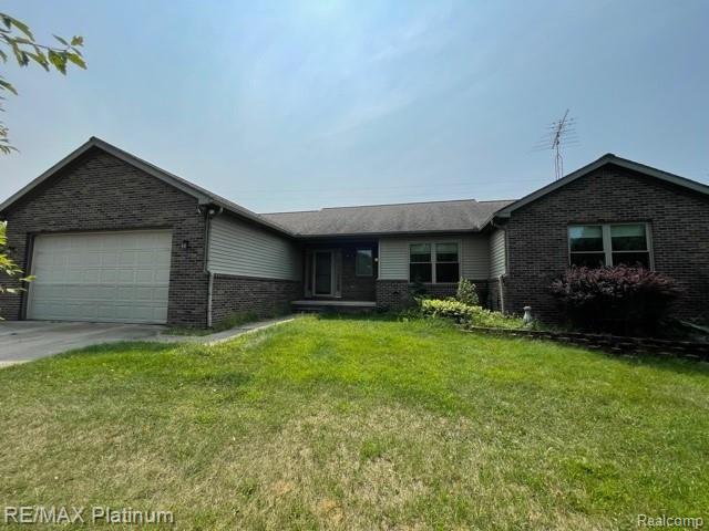 4280 Center Road Linden, MI 48451 - Photo 3 of 9