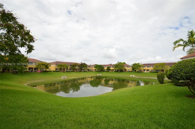 $2,600 | 6037 Southwest 19th Place, Unit 6037, North Lauderdale, FL 33068