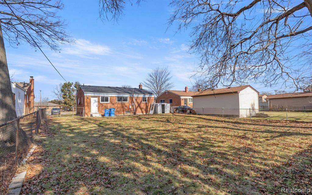 27007 Joy Road Dearborn Heights, MI 48127 - Photo 20 of 21