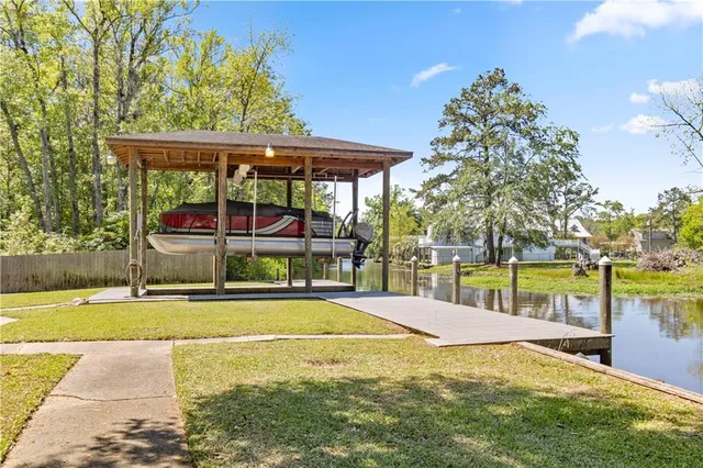 $1,385,000 | 17239 Three Rivers Road, Covington, LA 70433
