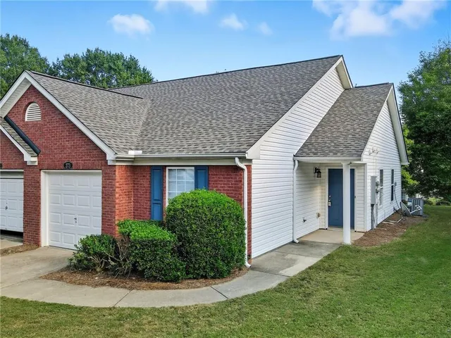 $1,600 | 273 Cottonwood Creek Circle, Canton, GA 30114