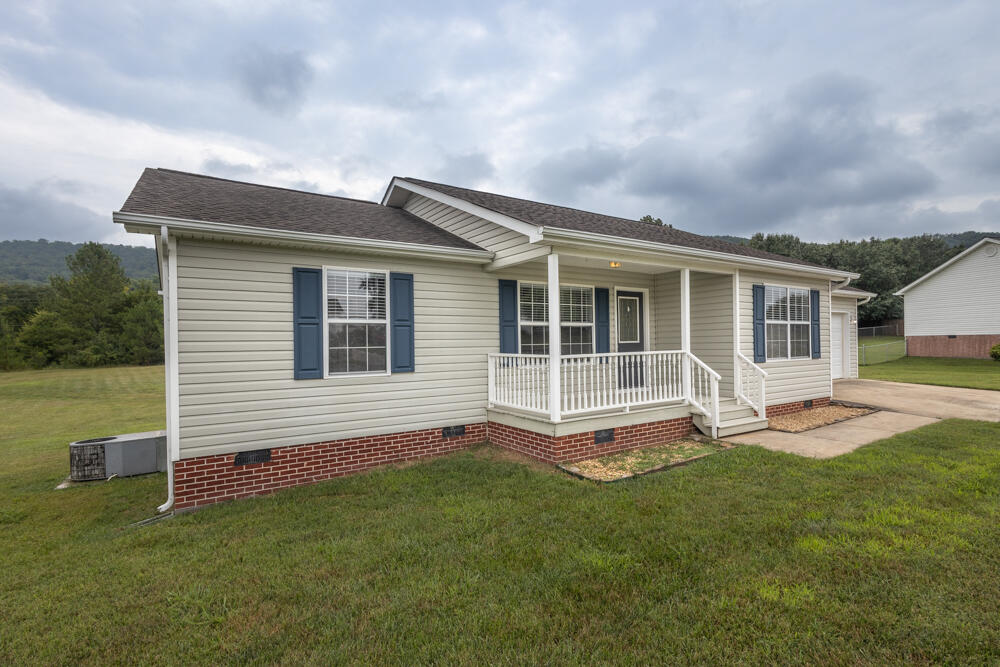 72 Boxer Lane Rock Spring, GA 30739 - Photo 3 of 28 72 Boxer Ln-07