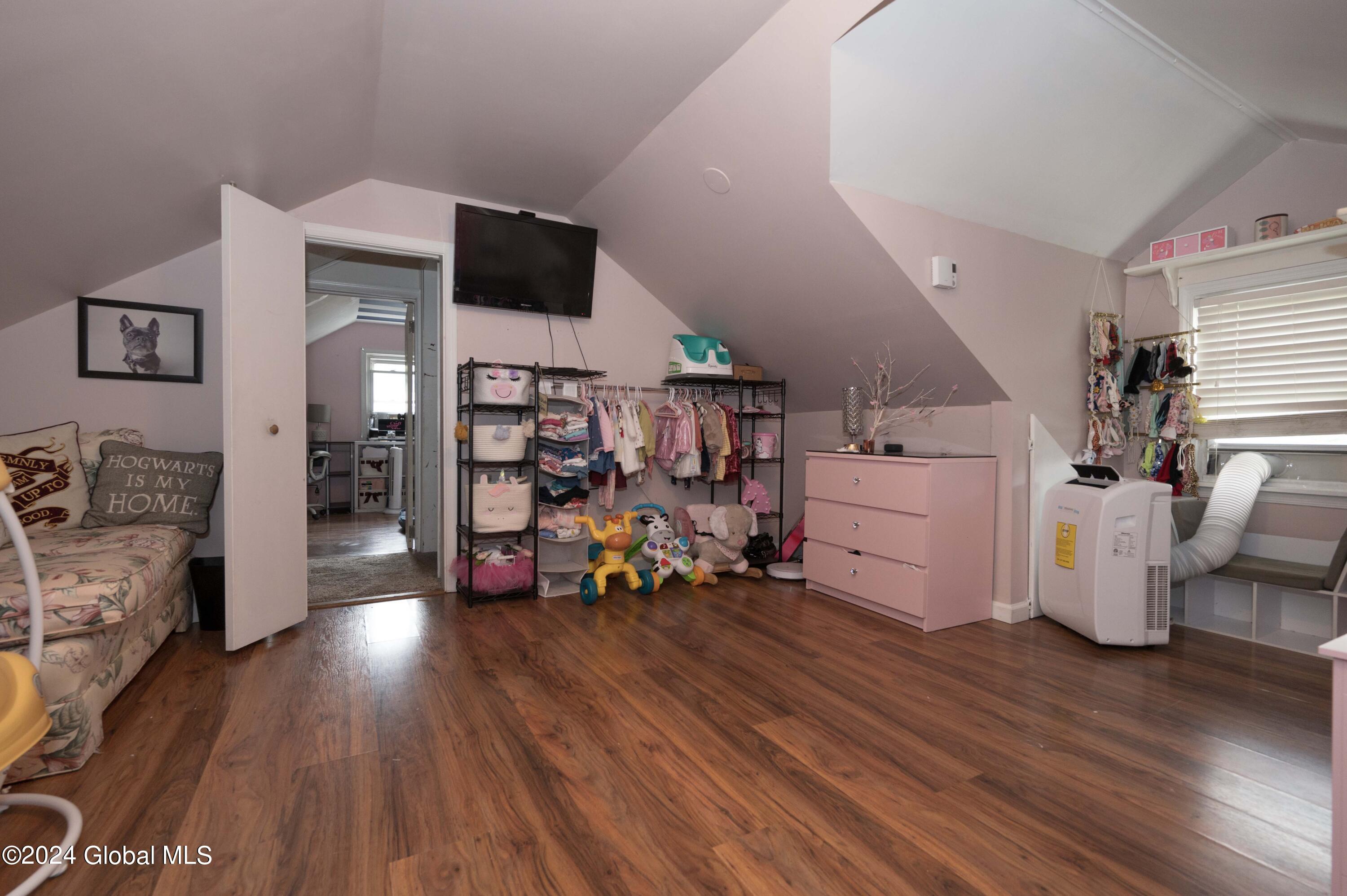 1017 Outer Drive Rotterdam, NY 12303 - Photo 20 of 25 2nd floor 1st bedroom 2