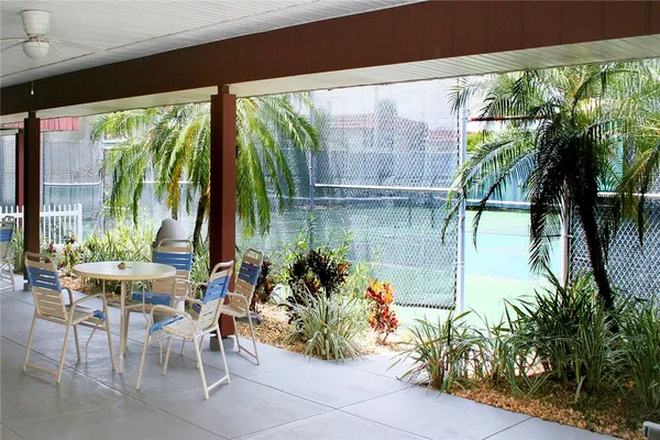 $1,300 | 56 Woodland Drive, Unit 205, Vero Beach, FL 32962