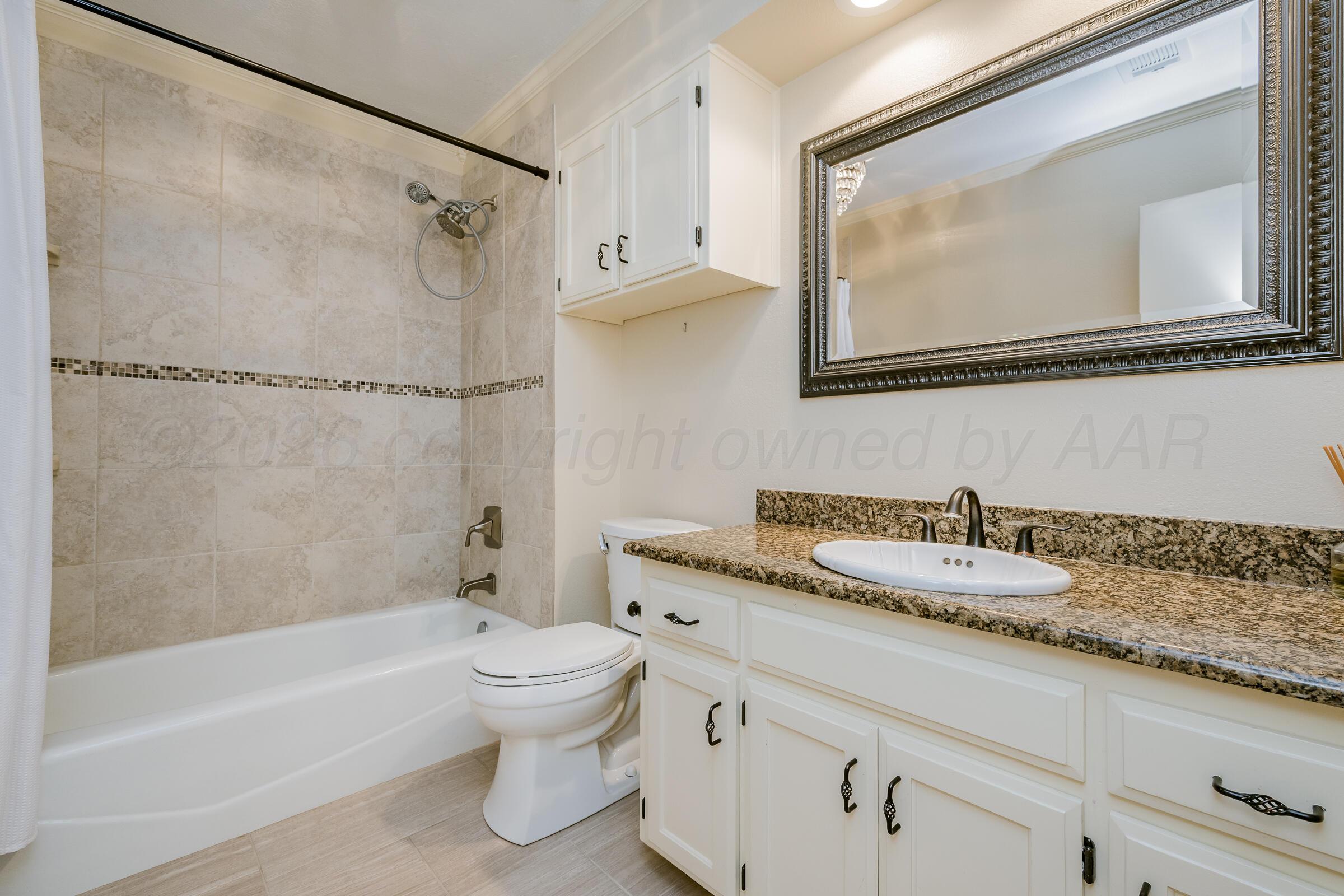 8613 Venice Drive Amarillo, TX 79110 - Photo 13 of 22 8613 Venice 15