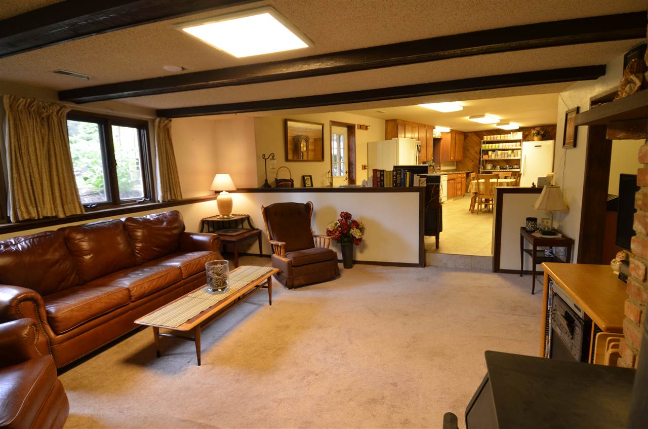 4409 East Lane Park Road Mead, WA 99021 - Photo 11 of 20