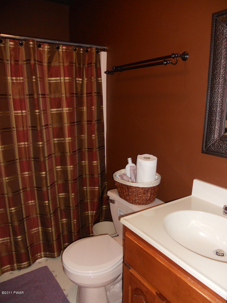 112 Chestnut Hill Road Shohola, PA 18458 - Photo 21 of 24