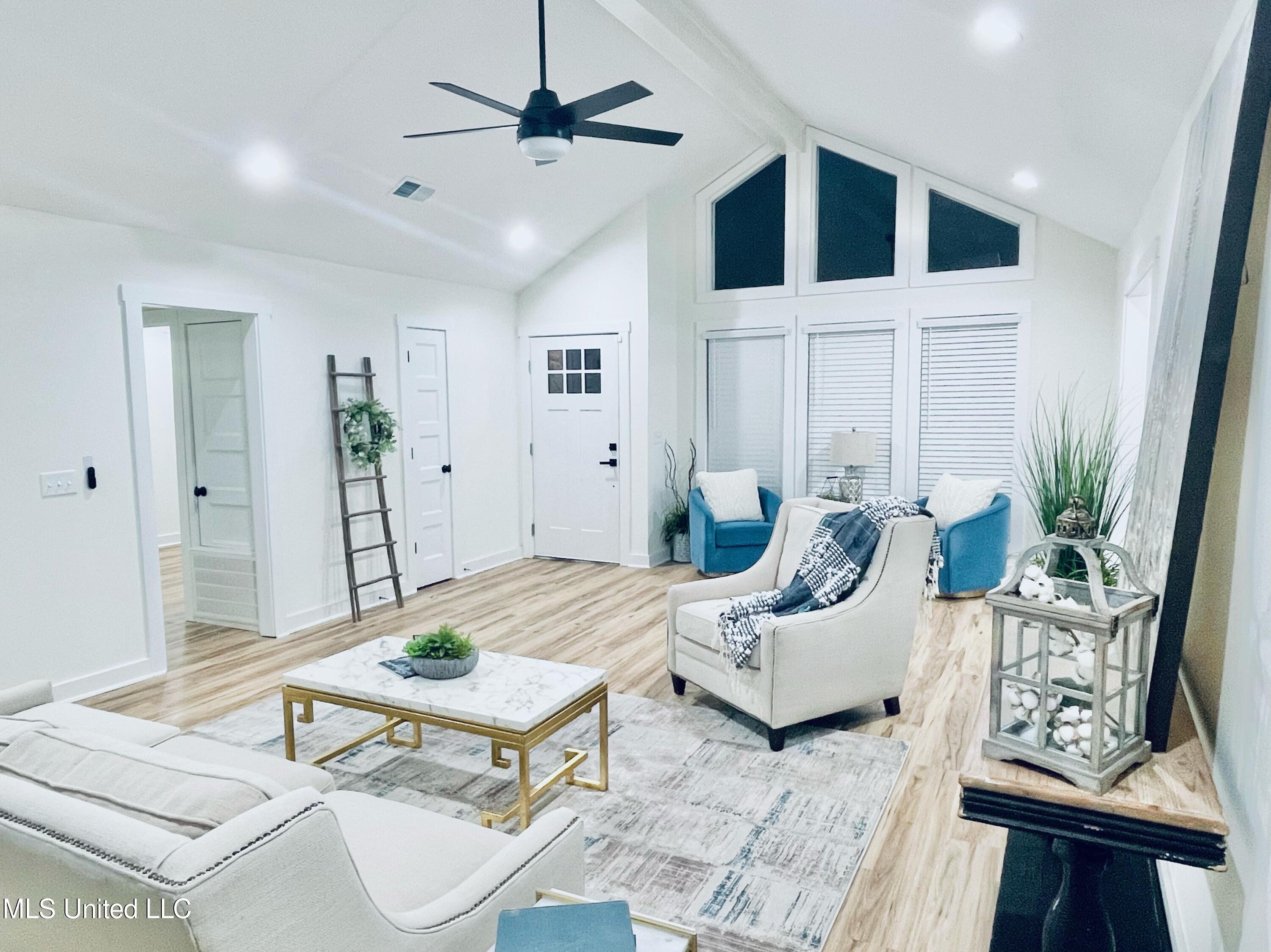 107 Cumberland Road Brandon, MS 39047 - Photo 1 of 41 Living room