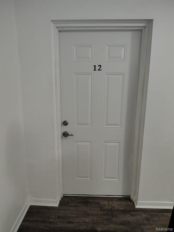 10101 Cadieux Road Detroit, MI 48224 - Photo 15 of 16