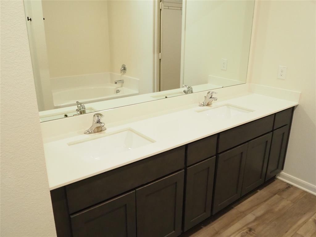 13832 Musselshell Drive Ponder, TX 76259 - Photo 16 of 34