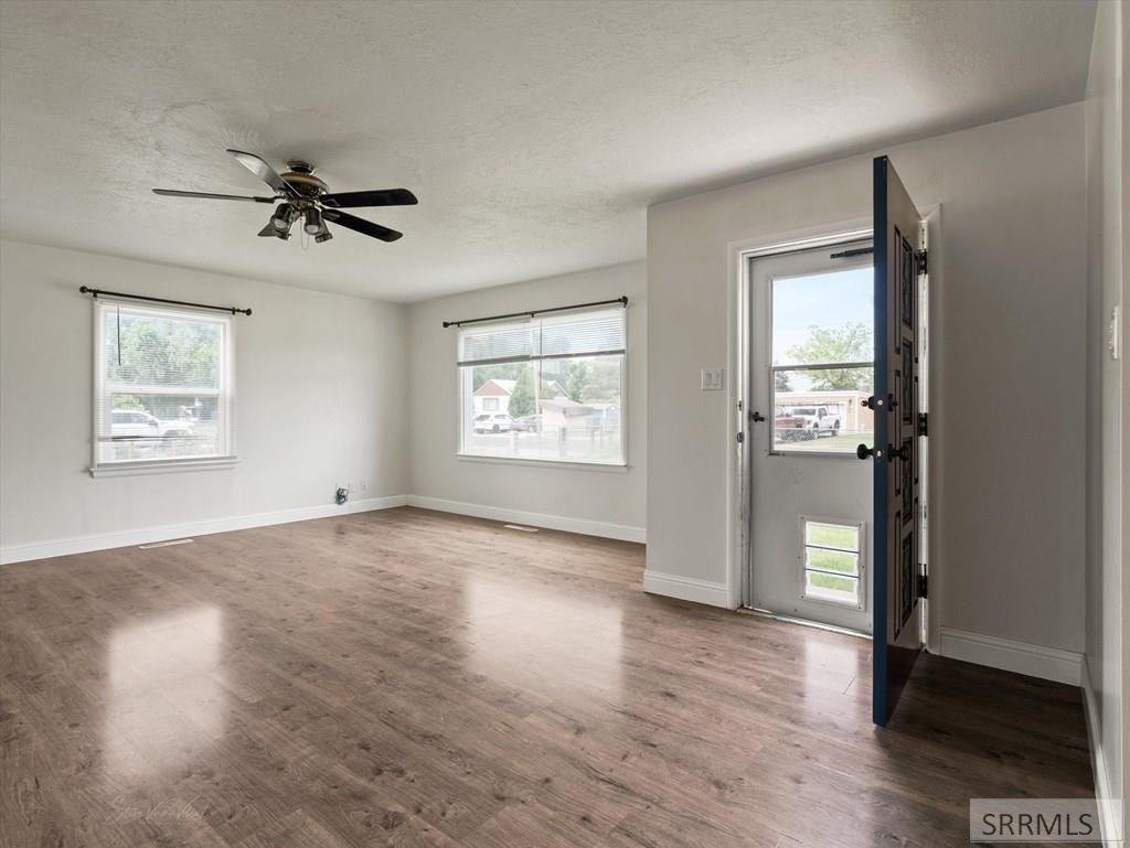 895 Berryman Road Pocatello, ID 83201 - Photo 6 of 32