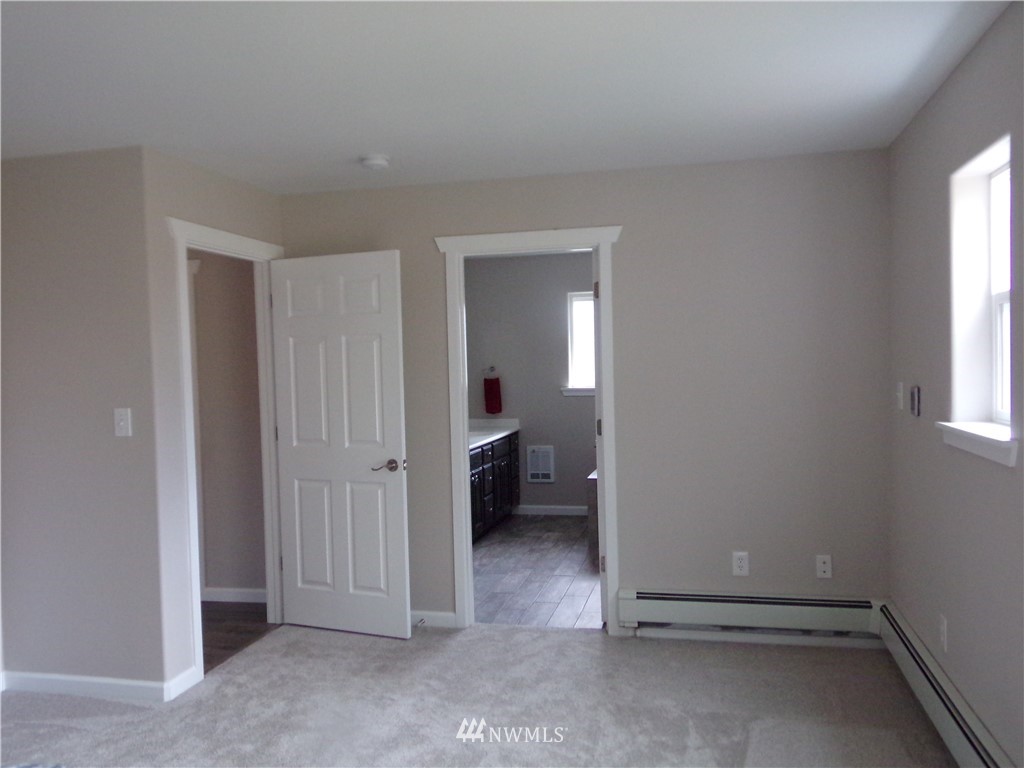 10417 185th Avenue Southwest Rochester, WA 98579 - Photo 19 of 24