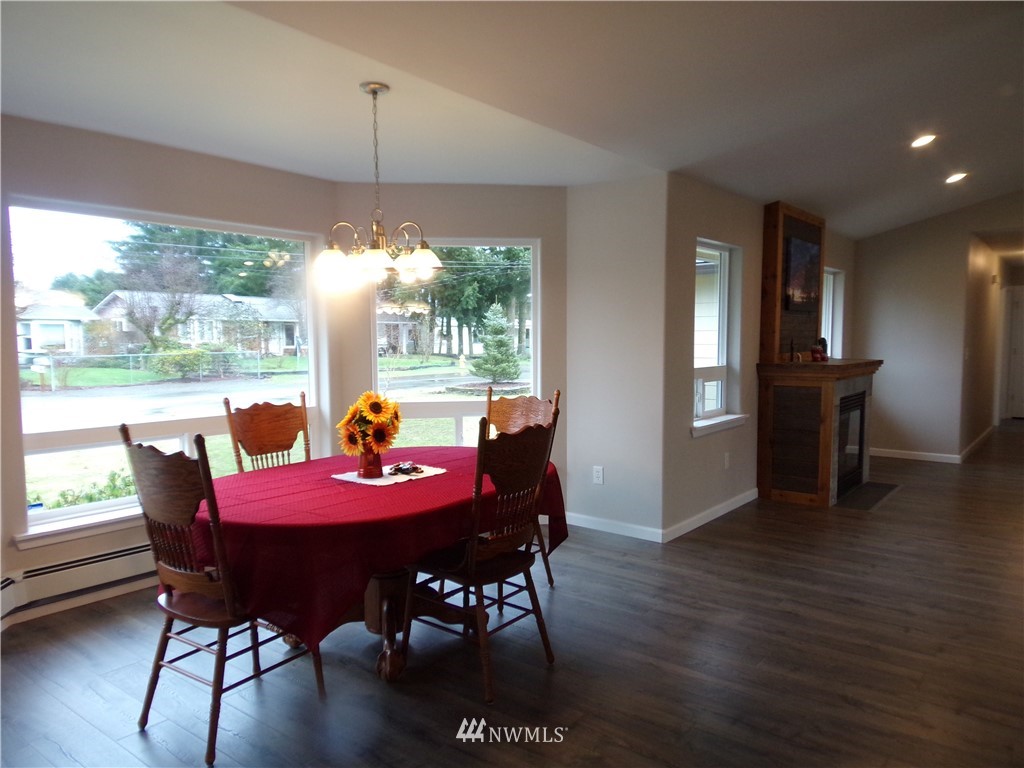 10417 185th Avenue Southwest Rochester, WA 98579 - Photo 10 of 24