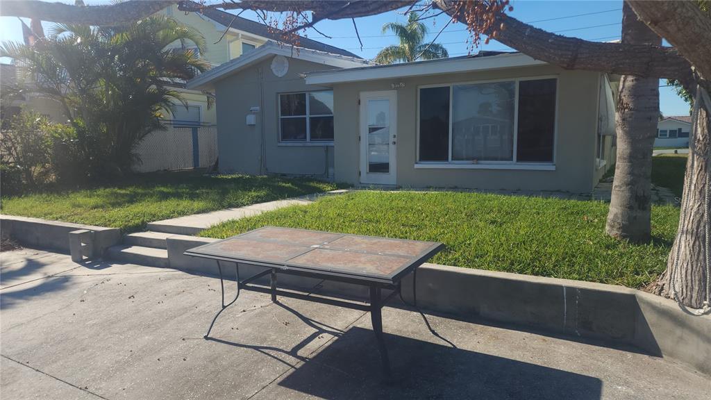 3907 Floramar Terrace New Port Richey, FL 34652 - Photo 4 of 7
