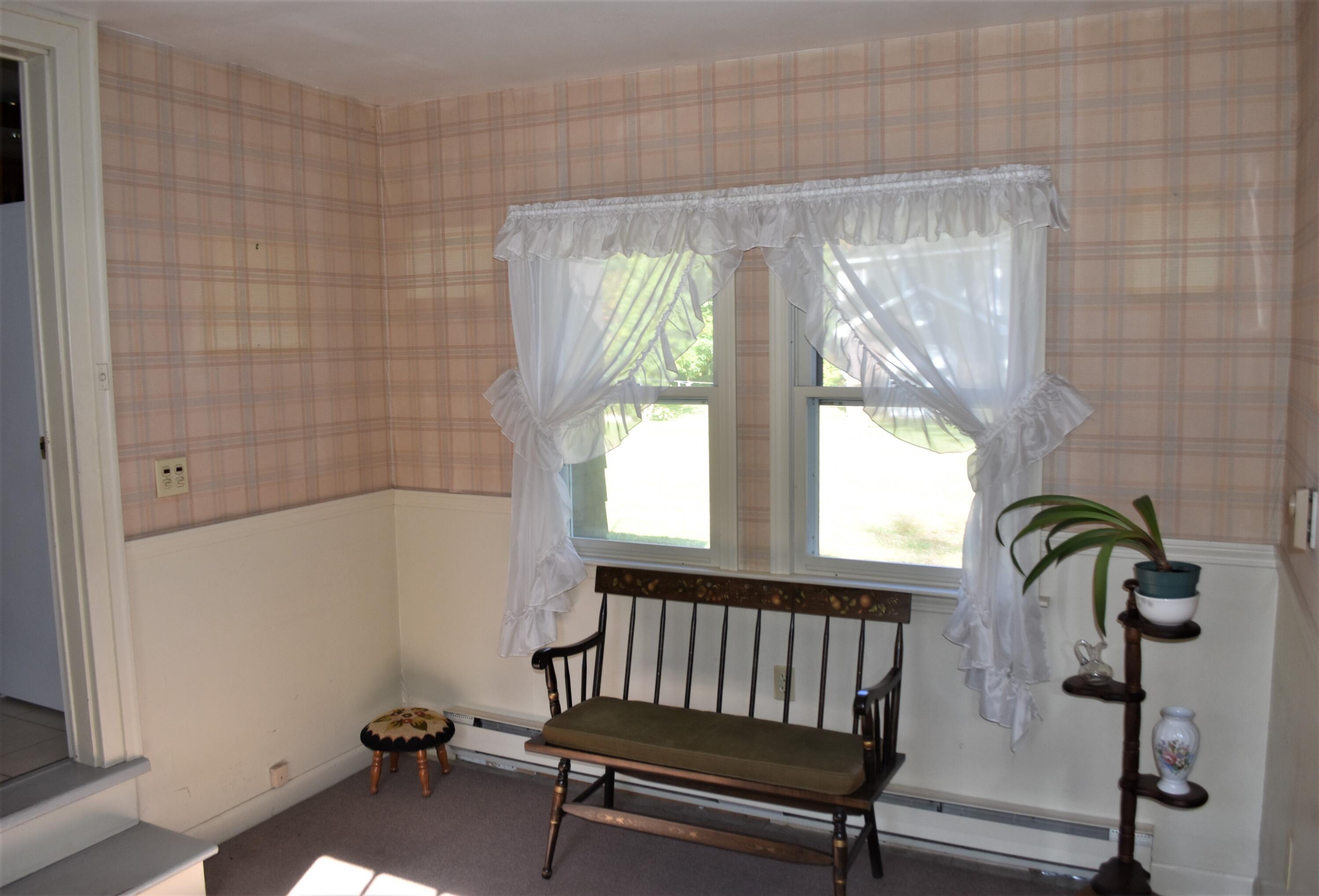 1 Pine View Road Westbrook, ME 04092 - Photo 9 of 36 DSC_0295