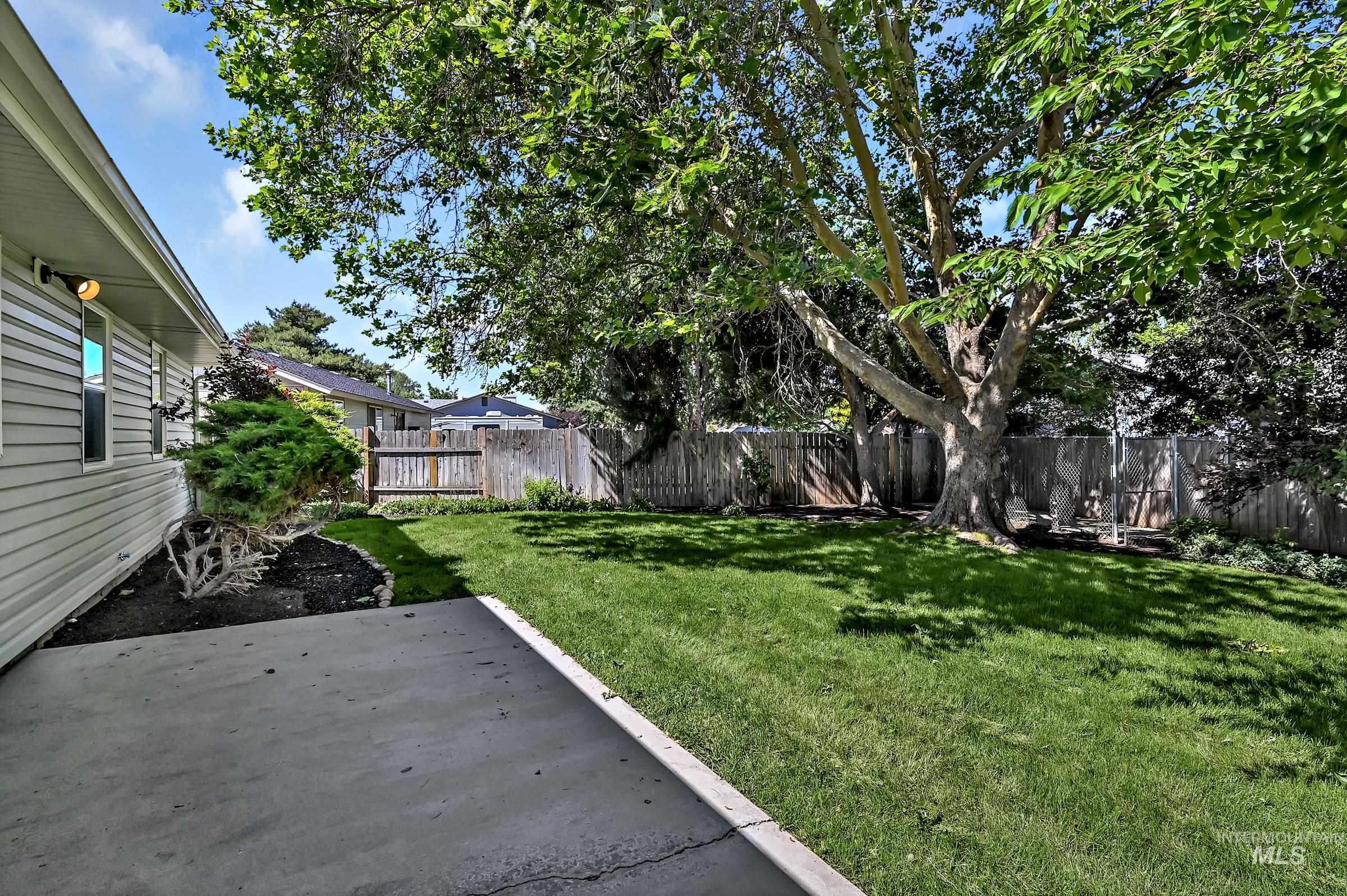 2153 North Leann Way Meridian, ID 83646 - Photo 19 of 24