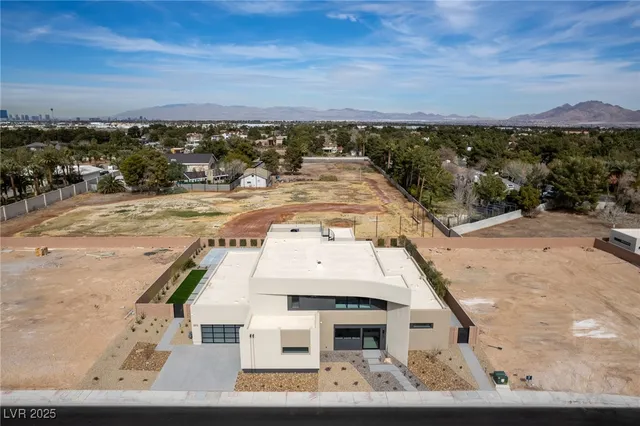 $4,400,000 | 3510 Cosima Lane, Las Vegas, NV 89120