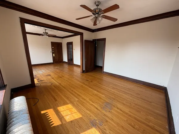 $1,200 | 6914 West 21st Place, Unit 205, Berwyn, IL 60402
