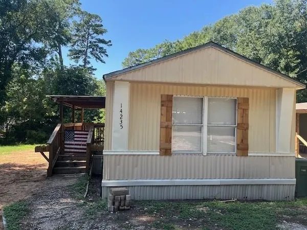 $1,350 | 14235 East Ravine Run, Willis, TX 77318