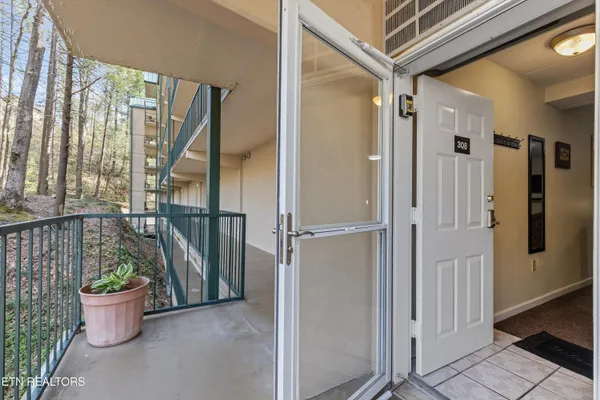 $499,999 | 413 Baskins Creek Road, Unit 308, Gatlinburg, TN 37738