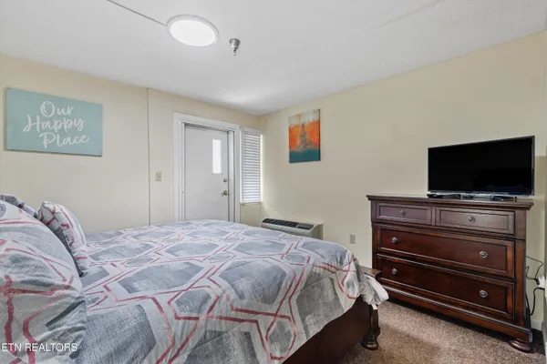 $499,999 | 413 Baskins Creek Road, Unit 308, Gatlinburg, TN 37738