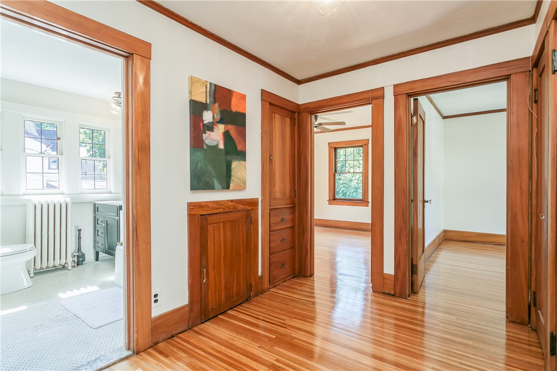 221 Crosman Terrace Rochester, NY 14620 - Photo 21 of 39