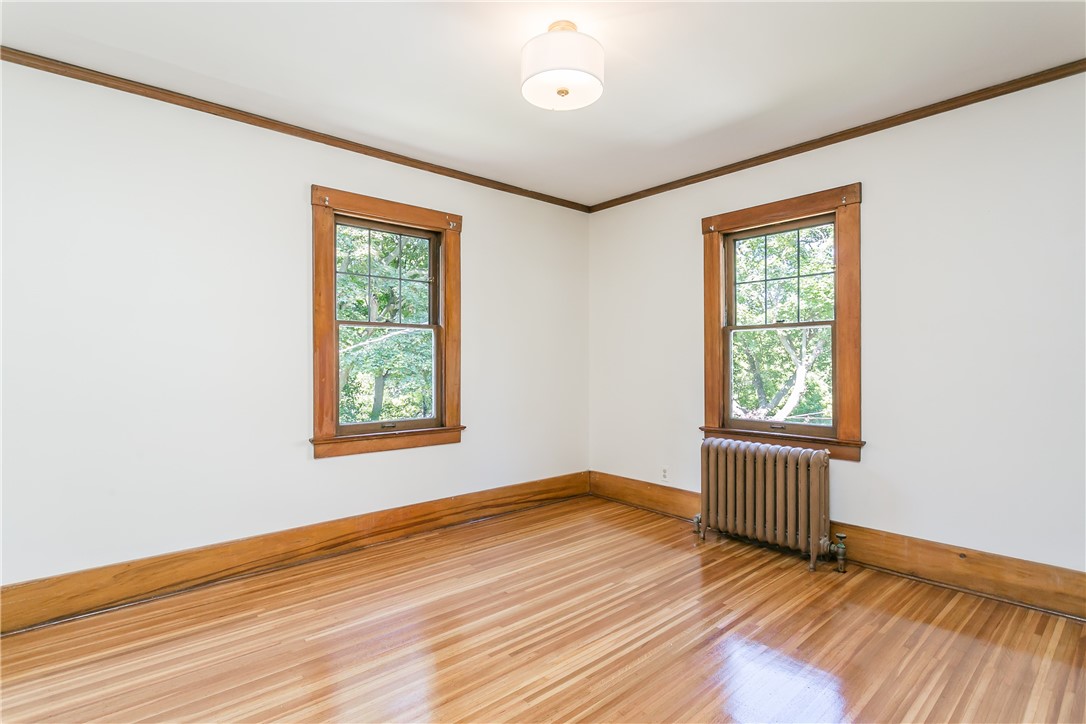 221 Crosman Terrace Rochester, NY 14620 - Photo 27 of 39