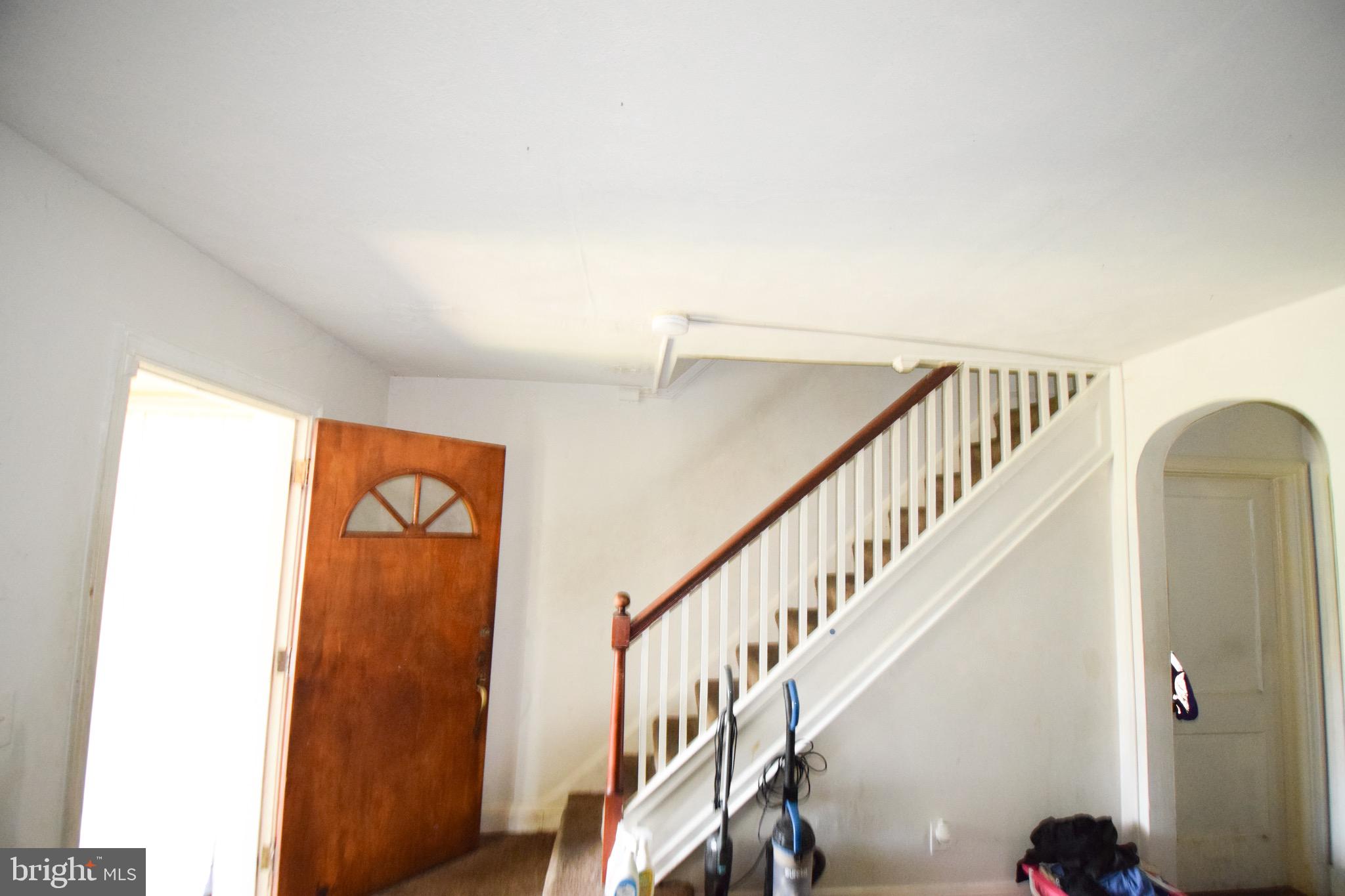 2422 Keyway Dundalk, MD 21222 - Photo 2 of 15 Living Room