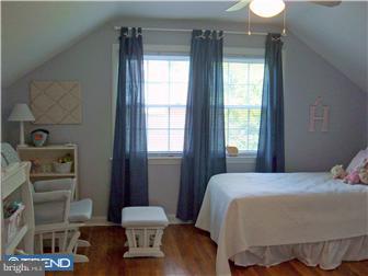492 Pinecrest Road Springfield, PA 19064 - Photo 7 of 10 Bedroom 2