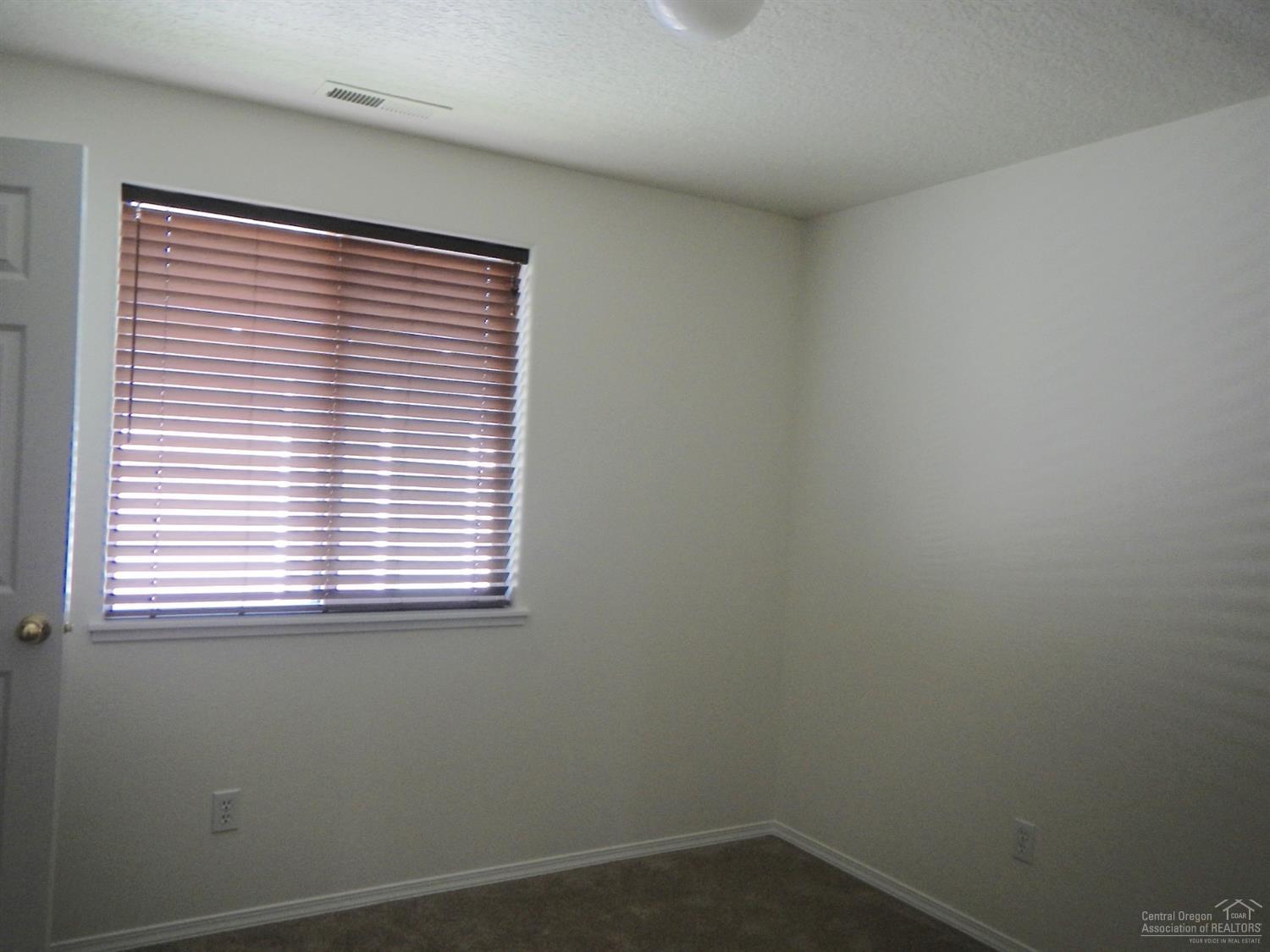 61088 Larkspur Loop Bend, OR 97702 - Photo 17 of 22 Additional Photo