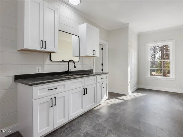 $599,000 | 191 Pine Lake Drive, Siler City, NC 27344