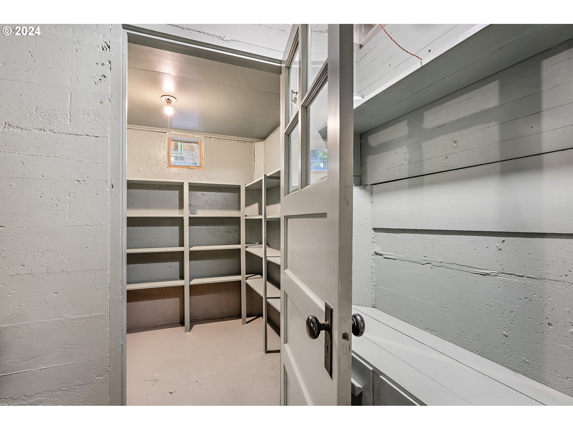 3433 Southeast Henry Street Portland, OR 97202 - Photo 35 of 48 a view of closet area