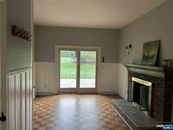 $5,000 | 812 Charnwood Drive, Wyckoff, NJ 07481