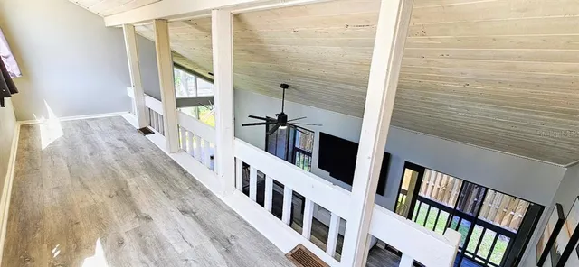 a view of entryway with a window