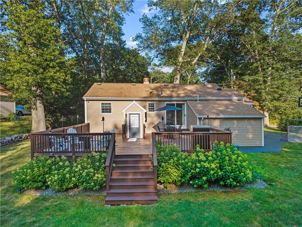 323 Angell Road Lincoln, RI 02865 - Photo 34 of 41 Gallery Image 34