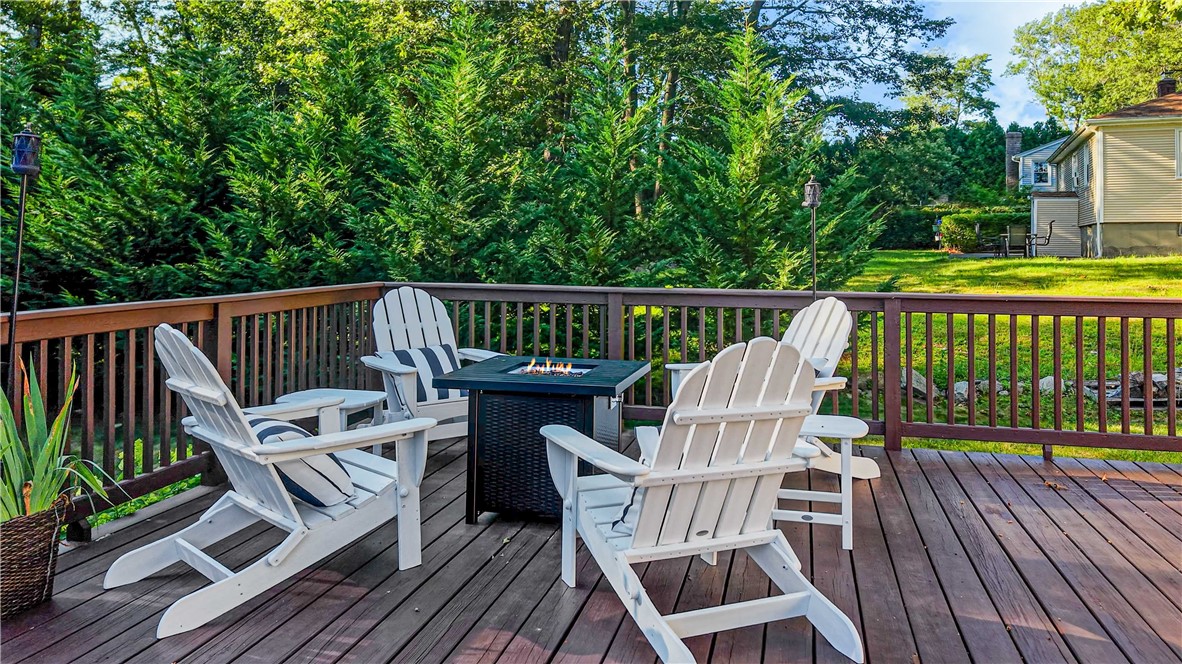 323 Angell Road Lincoln, RI 02865 - Photo 36 of 41 Gallery Image 36