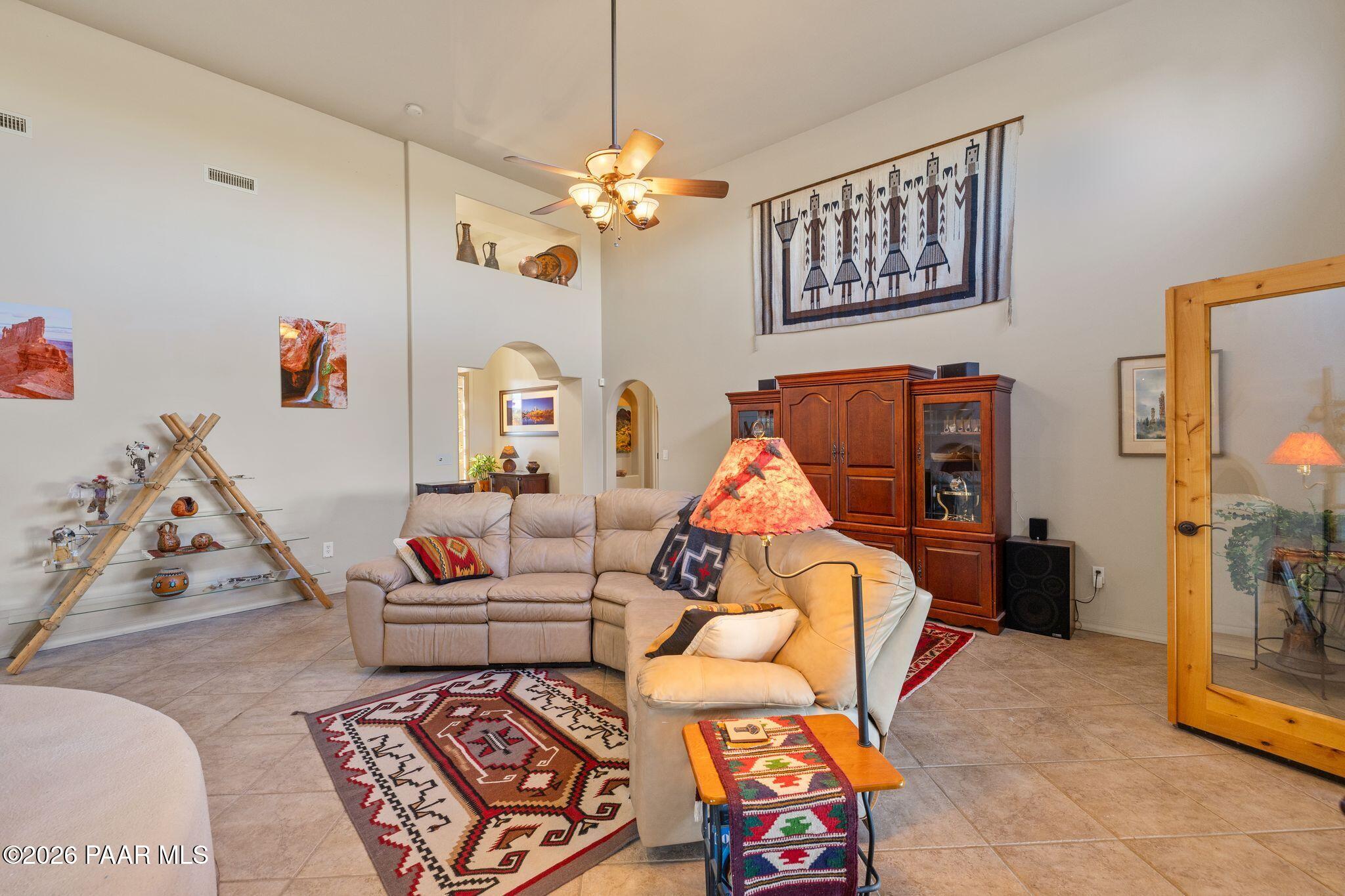 4676 West Tomahawk Ridge Lane Prescott, AZ 86305 - Photo 7 of 37 Living Room