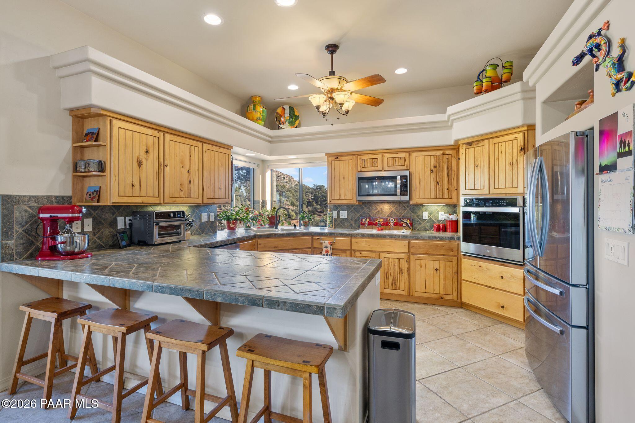 4676 West Tomahawk Ridge Lane Prescott, AZ 86305 - Photo 10 of 37 Eat-In Kitchen