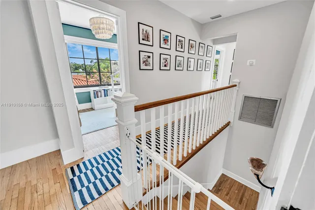 a view of entryway with a front door
